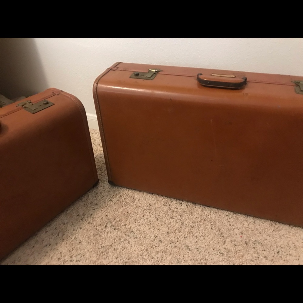 Penny’s Towncraft vintage luggage set